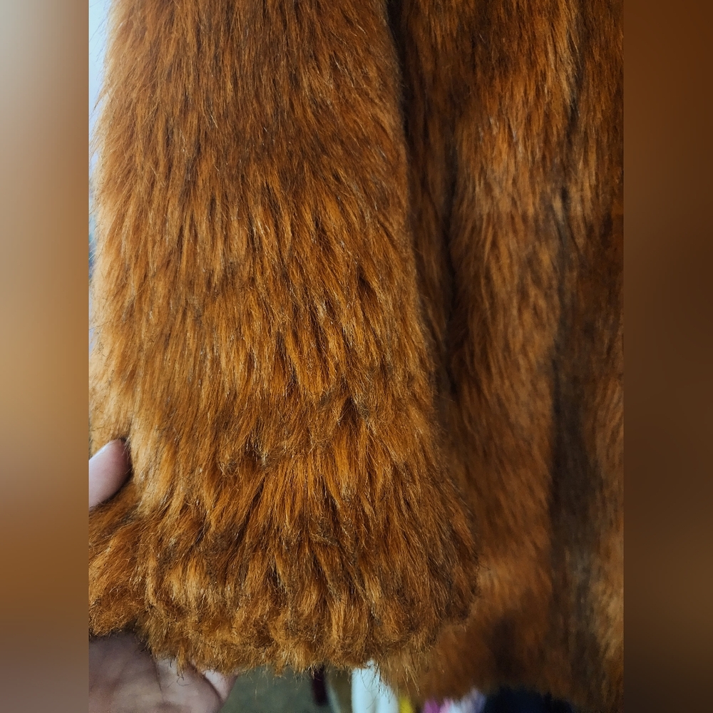 SpiritHoods Vamp Wolf Coat - Picture 5 of 10